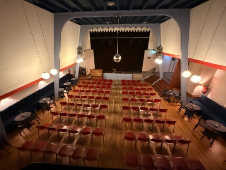 Theater Leaf met Leafke ( Café ) Impressie van ons Theater Leaf